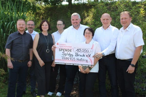 Spende an die SpVgg Bruck anlässlich des 100-jährigen Bestehens